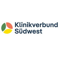Das Logo des Klinikverbunds Südwest zeigt ein dreifarbiges Symbol neben dem Schriftzug des Unternehmens.